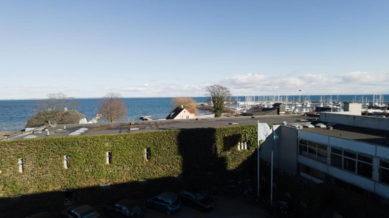 Hotel Marina Видбэк Экстерьер фото