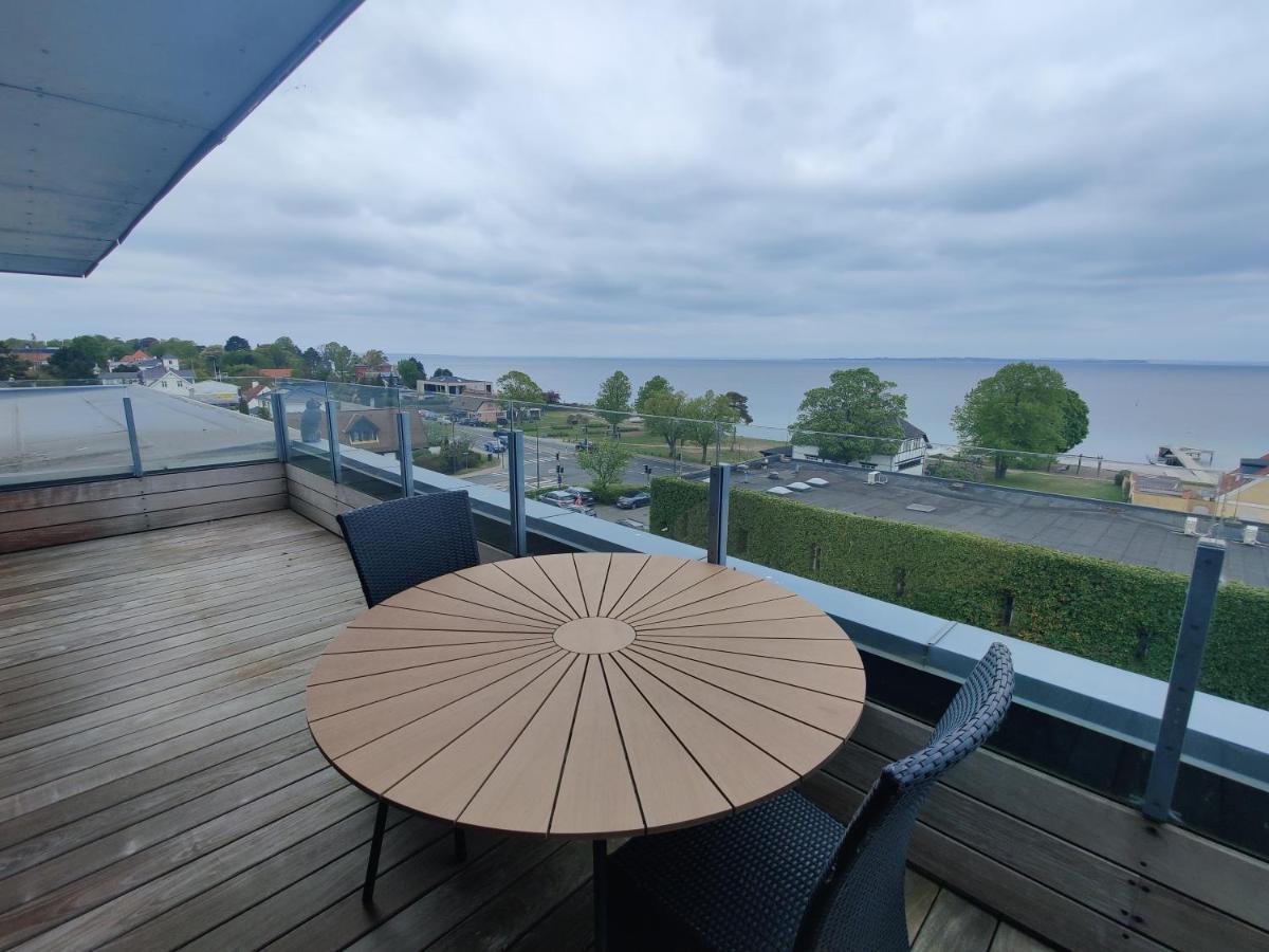 Hotel Marina Видбэк Экстерьер фото